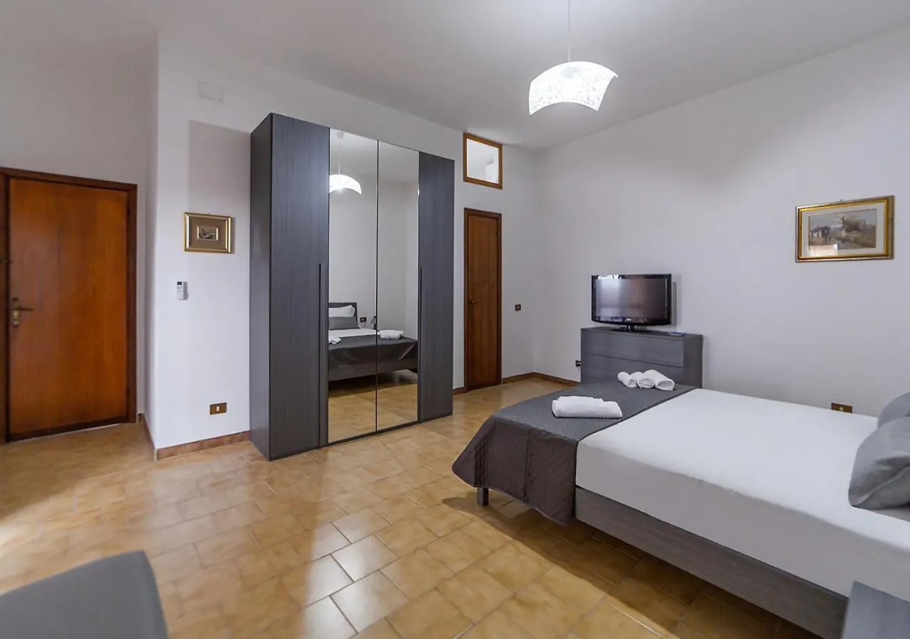 Guest house A Casa Di Gio - Murphy Holiday Home La Maddalena