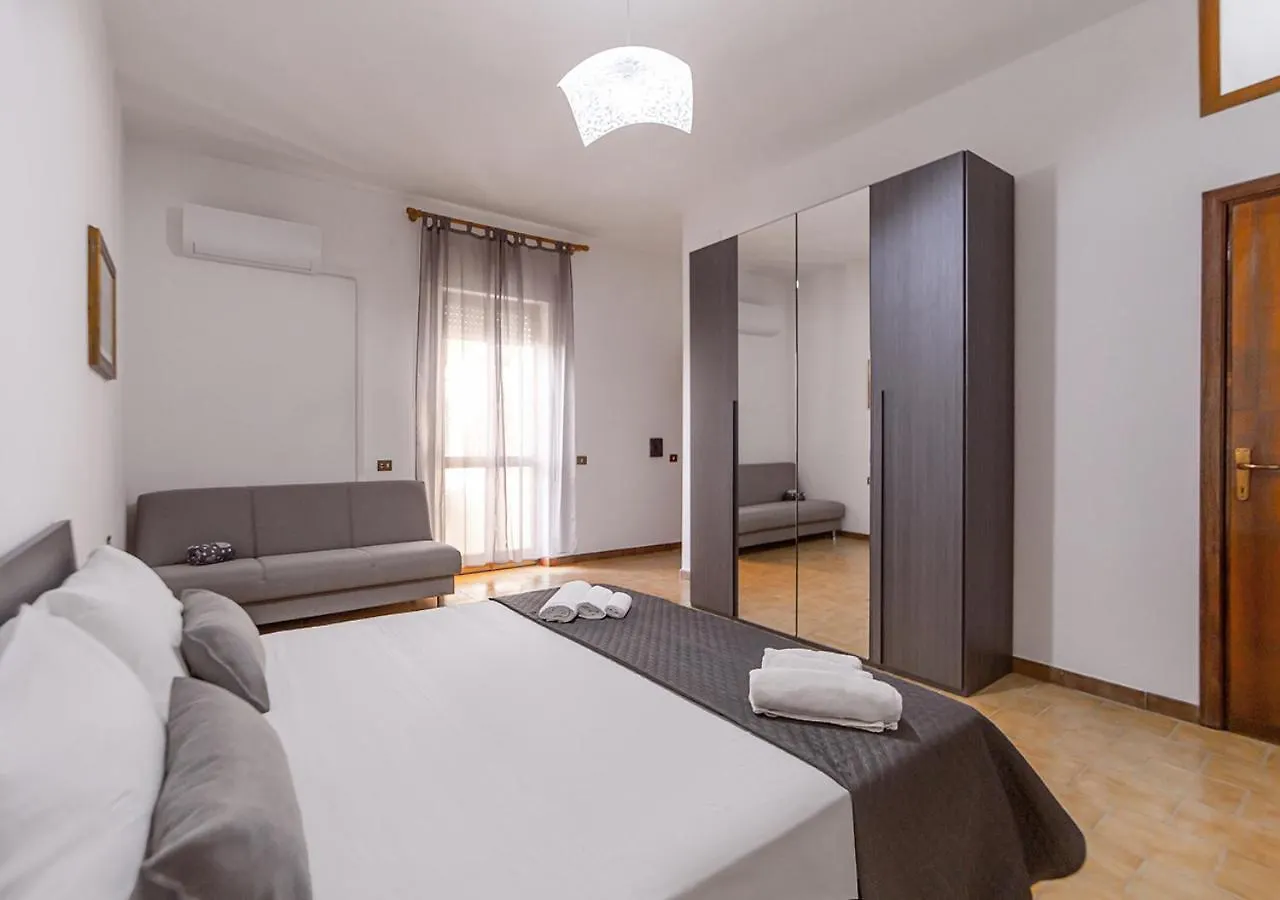 Guest house A Casa Di Gio - Murphy Holiday Home La Maddalena